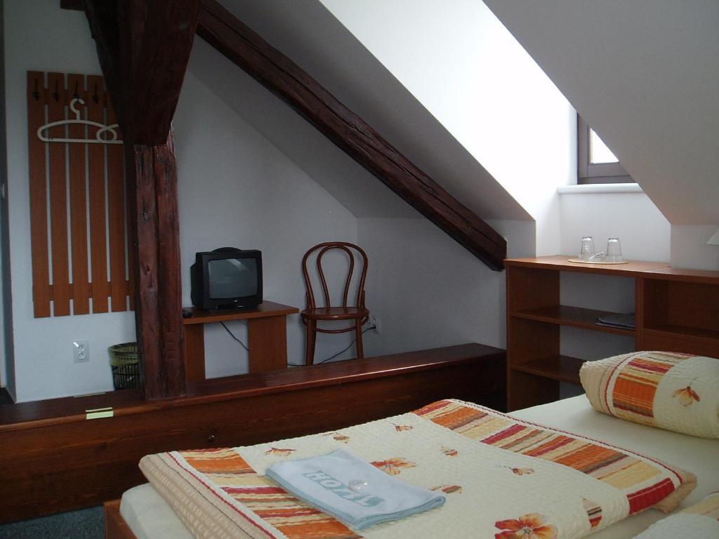 Restaurace A Penzion Ceska Hospoda Heřmanice Kamer foto