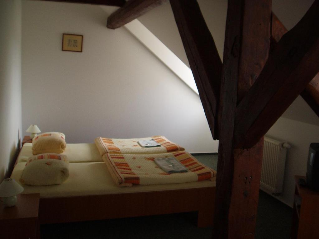 Restaurace A Penzion Ceska Hospoda Heřmanice Kamer foto
